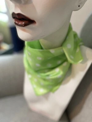 Винтажный в горошек лайм зеленый и белый шарф легкий 20 «X 19» - Изображение 1 из 4