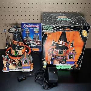 LEMAX SPOOKY TOWN HALLOWEEN SOMBRERO DE BRUJA PASEO Luces, Sonido, Movimiento - Video - Imagen 1 de 7