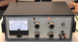 FUENTE DE ALIMENTACIÓN HEATHKIT MODELO IP-27 REGULADA LV DC 0-50 V BUEN EXCEDENTE COMERCIAL - Imagen 1 de 2