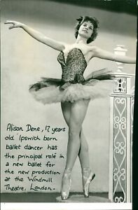 DANCER ROLE BALLET PARIS - Vintage Photograph 2884037