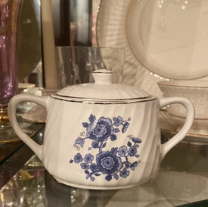 Tazón de azúcar floral vintage azul real de piedra de hierro de Enoch Wedgwood con tapa - Imagen 1 de 7