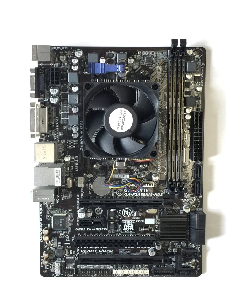 Carte mère GA‑F2A88XM‑HD3 + AMD A8‑7600 + Dissipateur – FM2+ A88X - Bild 1 von 1