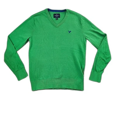 Suéter American Eagle corte clásico cuello en V en verde para hombre talla pequeña Foto 1 de 4
