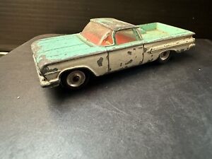 Vintage Dinky Toys Chevrolet El Camino 449 1960's