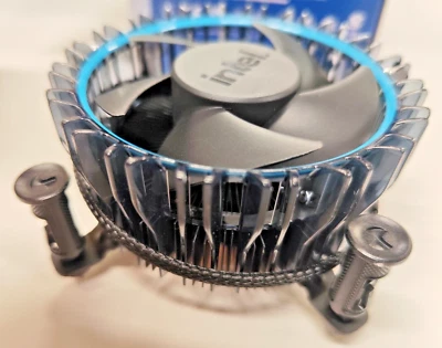 Dissipatore con Ventola Intel LGA1700 - Originale - Immagine 1 di 4