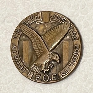 Gettone 43° Anniversario Ordine Fraterno delle Aquile 1941 - F.O.E. Eagles Club - Foto 1 di 2