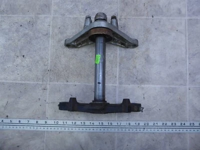 Kawasaki F2 1967 175cc K787-2) triple árbol vástago de dirección abrazadera yugo Foto 1 de 4