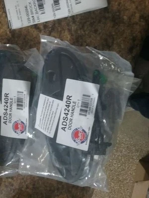 Driver Left Door Handle Exterior Front Fits 97-05 PARK AVENUE 602399 - Image 1 of 2