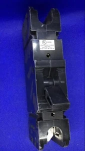 Used/chipped Eaton corporation GJ1-Z194-1W 100 amp 125dc volt - Picture 1 of 2