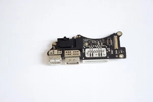 MacBook Pro 15" Retina (Mid 2012/Early 2013) Right I/O Board - Afbeelding 1 van 1