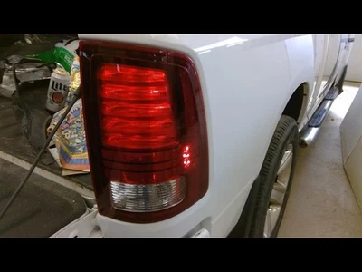 RH,LED DESIGN,BLACK TRIM Classic Style LED Fits 13-20 DODGE 1500 Foto 1 de 4