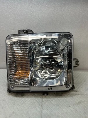 2008 凯迪拉克 SRX 转向信号/停车灯乘客侧 15930686 原始设备制造商 (P 51) — 第 1/4 张图片