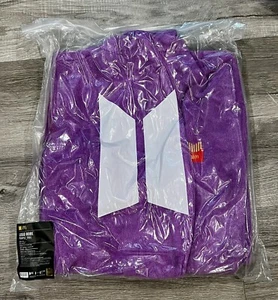[Vendedor de EE. UU.] Bata de albornoz BTS x McDonald’s con logotipo de colaboración nueva sellada rara púrpura - Imagen 1 de 6