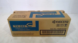 Genuine Kyocera TK-592C M6026MFP/FS-C5250DN Cyan Toner Cartridge 1T02KVCUS0 - Picture 1 of 4