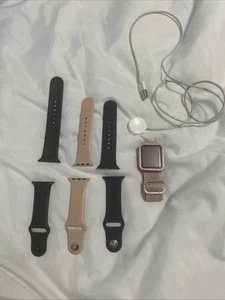 apple watch 1ère génération - Photo 1 sur 3