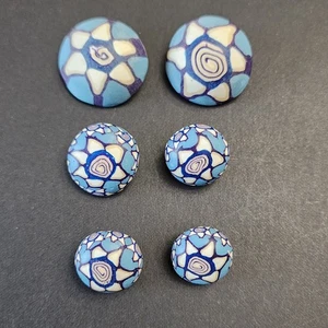 Set Of 6 Round Polymer Clay Handmade Plastic Shank Buttons Flower Blue Tan - Picture 1 of 3