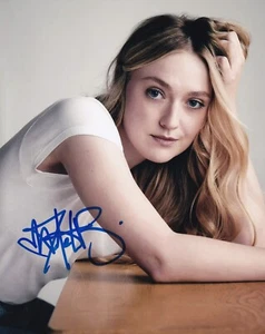 DAKOTA FANNING signed Autogramm 20x25cm TWILIGHT in Person autograph COA - Bild 1 von 1