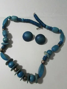 VINTAGE 24" aqua blue wooden necklace & 1" button pierced earrings - Picture 1 of 5