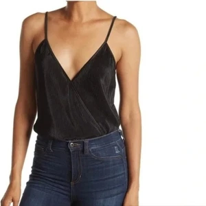 Wayf NWT Black Surplice Ribbed Cami Bodysuit Size M - Picture 1 of 7