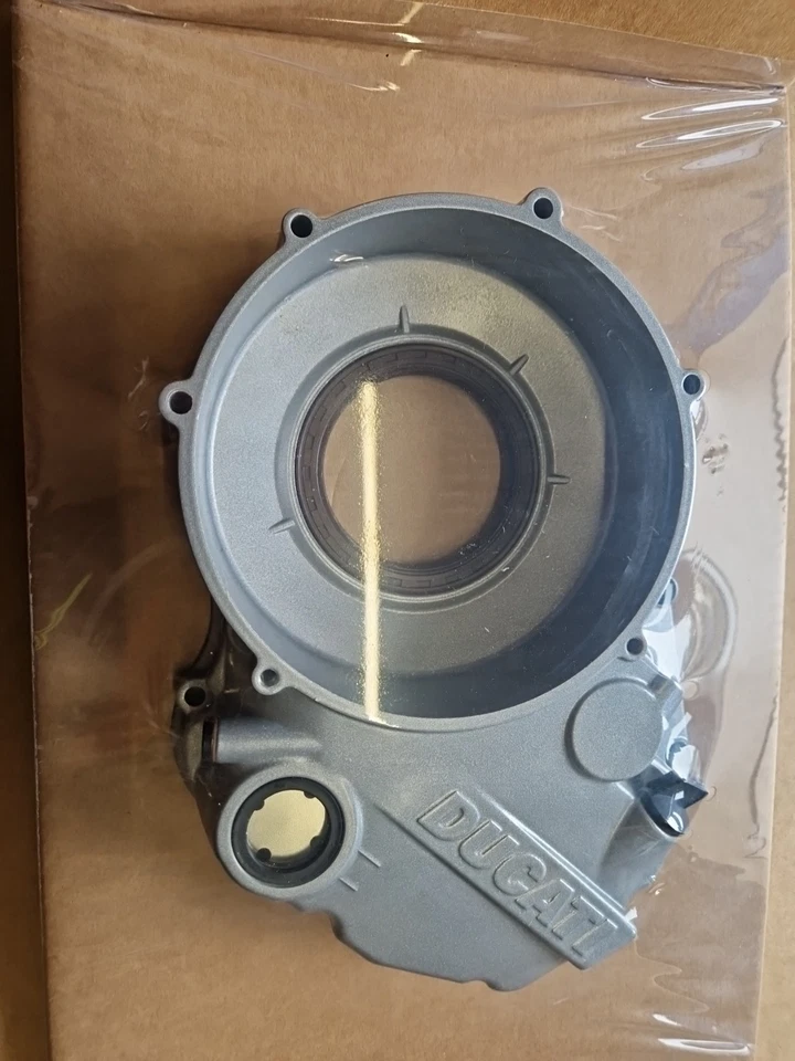 Estuche embrague Ducati 748R 24320401a Foto 1 de 1