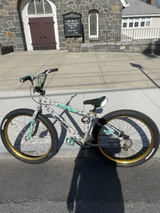 Money Lynch Beast Mode - Picture 1 of 8