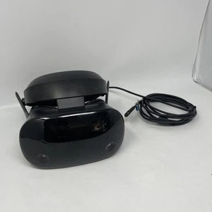 Samsung HMD Odyssey + Windows Mixed Reality Headset - XE800ZBA - HEADSET ONLY - Picture 1 of 13