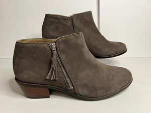 Vionic Joy Serena grau Wildleder Leder seitlicher Reißverschluss Fransen Stiefeletten Damen 10 - Bild 1 von 10