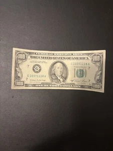 Lightly Circulated Small Head $100 bill (One Hundred Dollar Bill) - Series 1981A - Picture 1 of 2