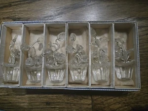 Antik 6 Miniatur Tschechisch Glas Klar Blumenkorb Tischkarten Halter in Box - Bild 1 von 7