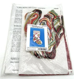 Kit de medias de punto de cruz contado Design Works Crafts 5958 revisando su lista - Imagen 1 de 5