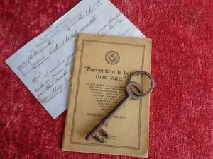 LMS Prevention is Better Than Cure Booklet 1924 and LMS key ring. - Picture 1 of 5