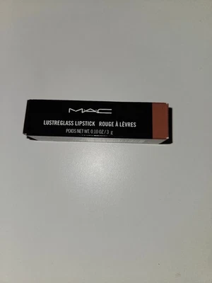 Mac Lustreglass Lipstick in 508 Hug me 3g - Bild 1 von 3