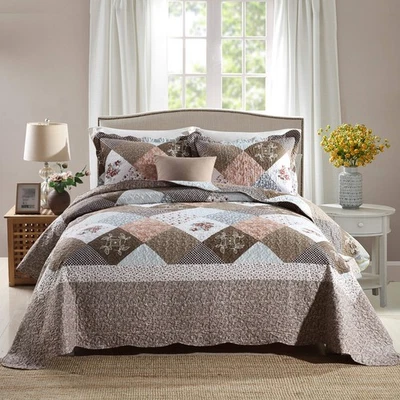 Travan 3-Piece King Quilt Sets with Shams Oversized Bedding Bedspread - Image 1 of 4
