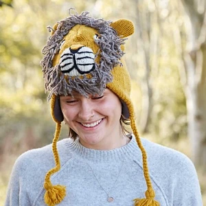 Hand Knitted Woolly Lion Woollen Animal Hat, One Size - Picture 1 of 4