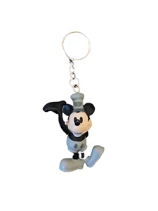 Llavero Disney Blanco y Negro Steamboat Micky Mouse Gratis franqueo del Reino Unido - Imagen 1 de 3