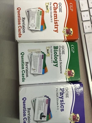 CGP GCSE AQA TRIPLE SCIENCE AQA Revision Question Cards - Image 1 of 4