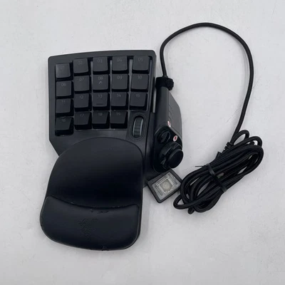 Razer Tartarus V2 Gaming Keypad Black ‎RZ07-02270100-R3U1 - READ - Image 1 of 4