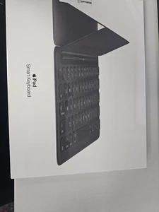 Apple Smart Keyboard for iPad 7TH/8TH/9TH Gen, iPad Air 3rd Gen New *SEALED* - Picture 1 of 3