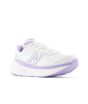 New Balance Women's Fresh Foam X 840V1 Walking Shoes, White/Lilac Glo/White - Изображение 1 из 4