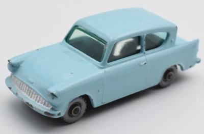 Matchbox Ruote Regolari 1-75 #7 Ford Anglia Cerchi in Plastica Argento Lesney... - Immagine 1 di 4