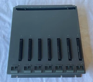 Giddings & Lewis Pic900: Backplane - Rack: 7 Slots: 503-18009-01 - Bild 1 von 3
