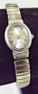 Women Flex Band Stainless Steel Wrist Watch 62179BL-Working NEW BATTERY - Picture 1 of 7