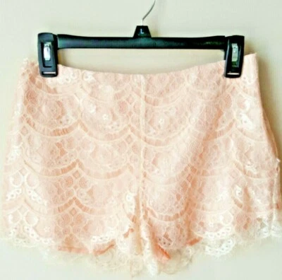 Nordstrom Medium  Lush Cream Peach Lace Shorts Boho Festival Summer Beach Resort Foto 1 de 4
