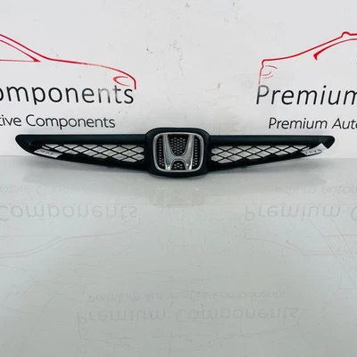 Honda Jazz Front Grill Genuine Mk1 with Emblem 2001 - 2007 [ZA79] - Image 1 of 4