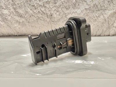 BMW 520D F10 Air Mass Sensor 13628506408 Bosch N47D20C Flow Meter USED OEM - Image 1 of 4