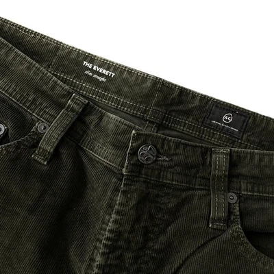 Pantalones AG Adriano Goldschmied Everett ajustados rectos de pana verde 32x34 $215 Foto 1 de 4