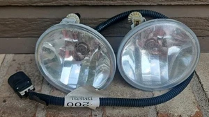 NICE OEM 2007 - 2013 GMC Chevy Yukon Tahoe Suburban Fog Light Set OEM GM LH RH - Picture 1 of 7
