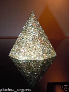 Geo Orgone Spiritual 23k Gold Brass Shungite 7 Sided Haematite Pyramid - Picture 1 of 3