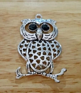 XL Pewter 50x30mm Sorority Chi Omega Owl with Black Bead eyes Charm Pendant - Picture 1 of 5