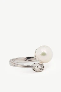 Majorica Selene Silver Pearl & Zirconia Open Ring, Size US 8 - Picture 1 of 3